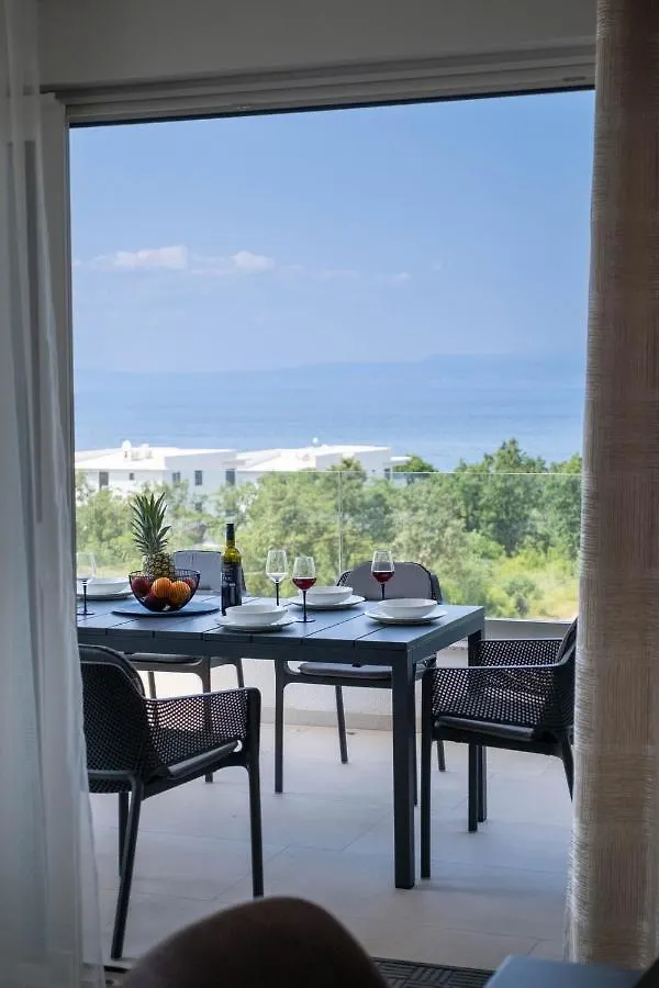 Premium Apartment Luka - Malinska - With Heated Pool