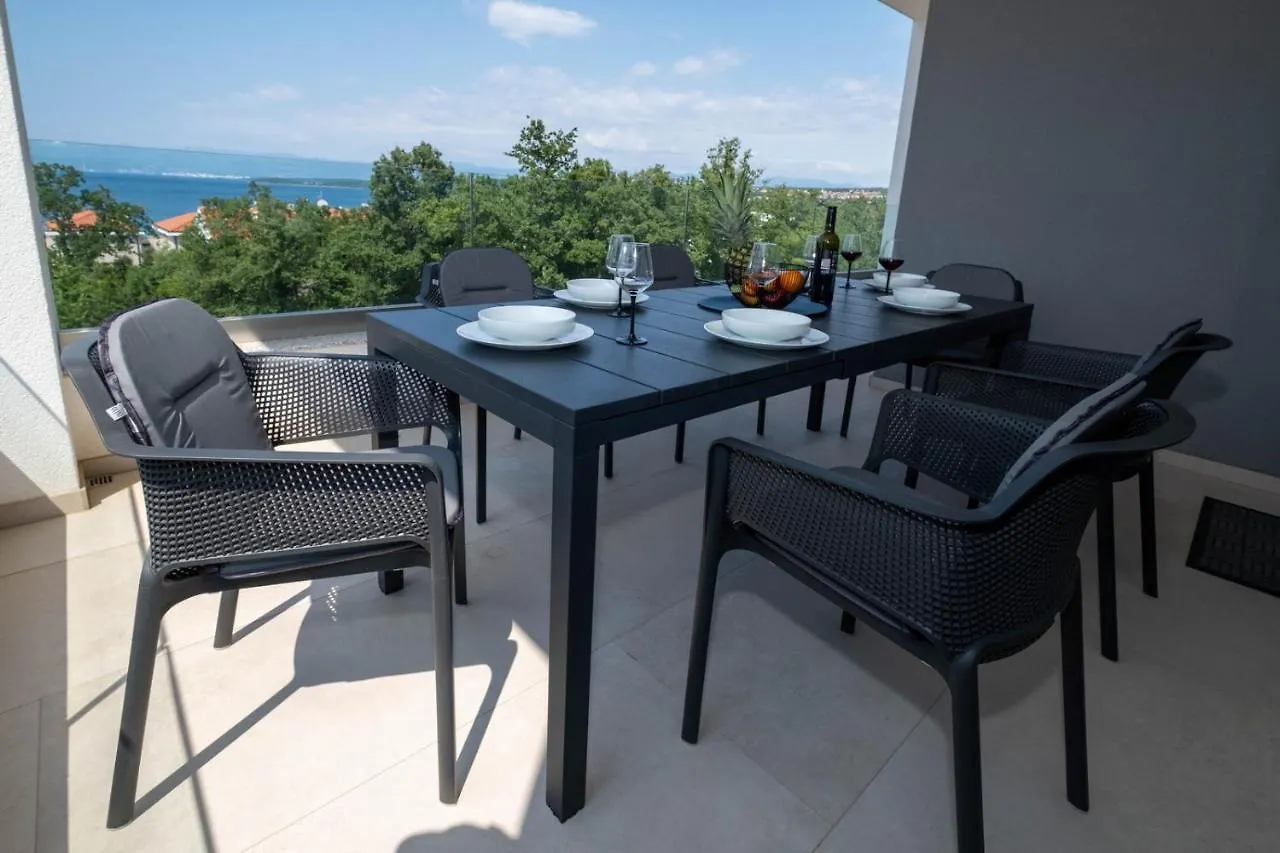 Premium Apartment Luka - Malinska - With Heated Pool Croatia