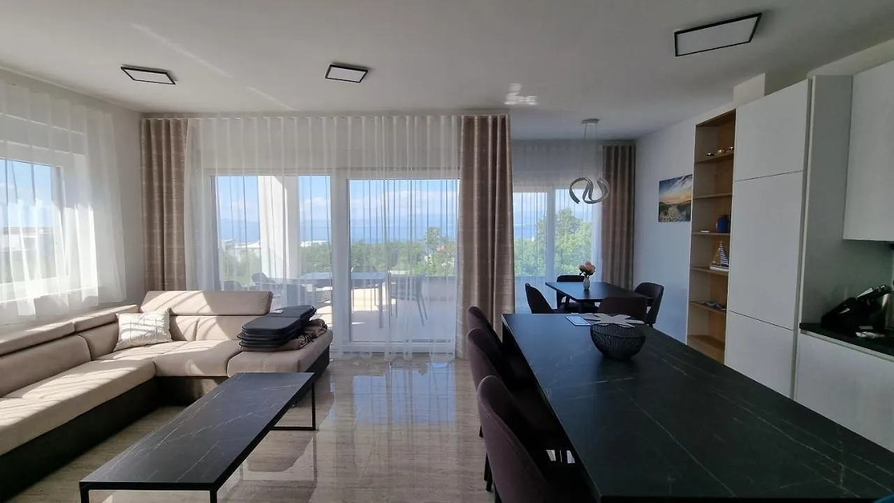 Premium Apartment Luka - Malinska - With Heated Pool Croatia