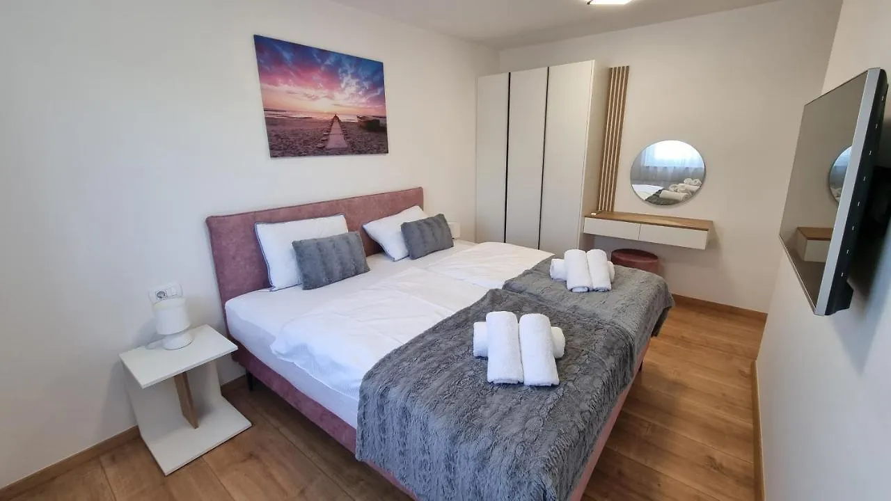 Premium Apartment Luka - Malinska - With Heated Pool